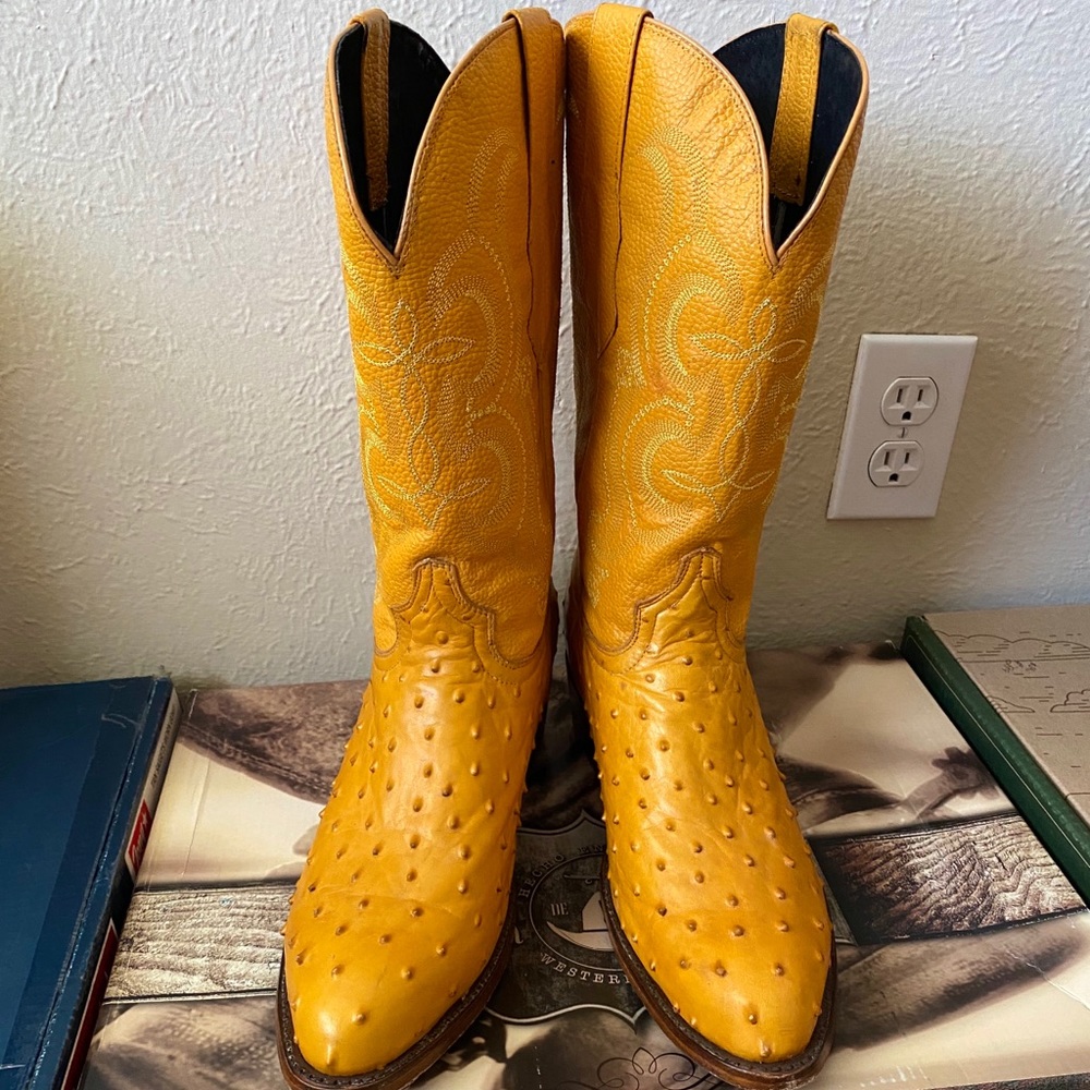 *SOLD* Men’s Cowboy Boots